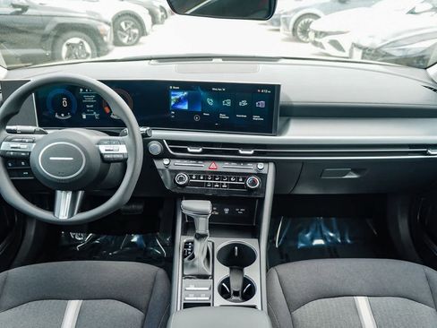 Certified 2025 Hyundai Sonata SE FWD image 13