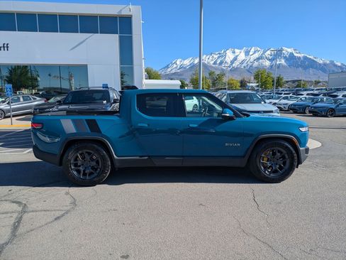 Used 2022 Rivian R1T Adventure AWD/4WD image 2