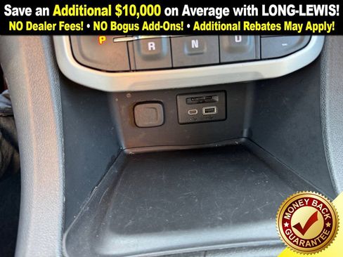 Used 2023 GMC Acadia SLT image 29