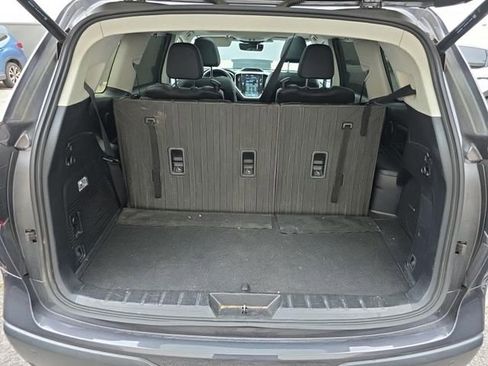 Used 2023 Subaru Ascent Limited w/ Technology Package image 12