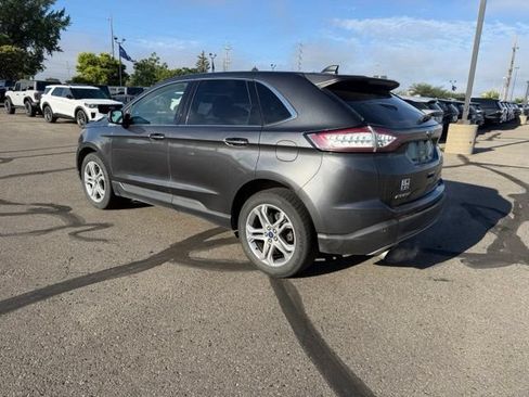 Used 2018 Ford Edge Titanium w/ Equipment Group 301A AWD/4WD image 9