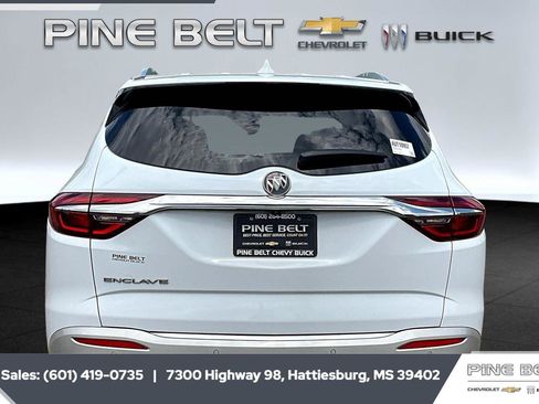 Certified 2020 Buick Enclave Essence image 4
