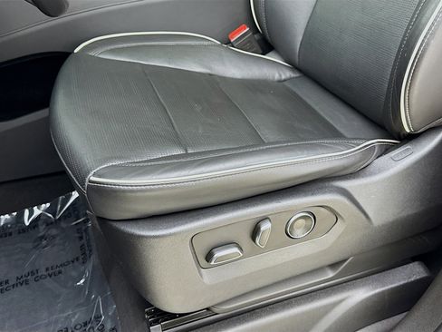 Used 2021 Cadillac Escalade ESV Sport w/ Driver Assist Tech Package image 20