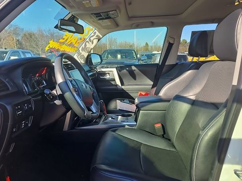 Used 2022 Toyota 4Runner Limited image 15