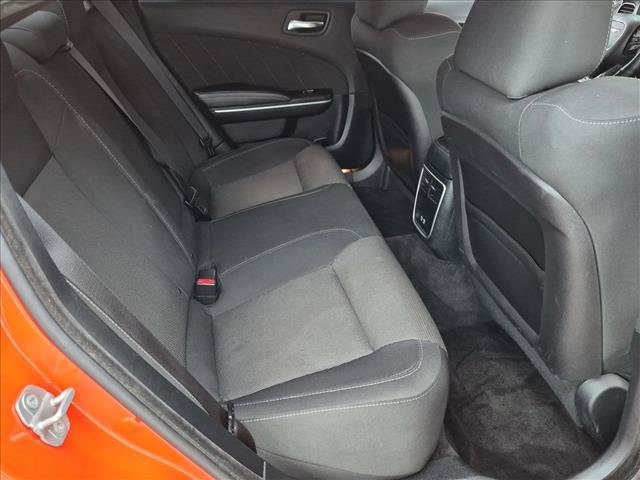 Used 2018 Dodge Charger R/T Scat Pack w/ Dynamics Package RWD image 19