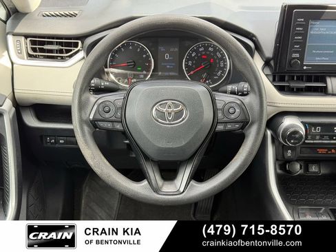 Used 2021 Toyota RAV4 XLE FWD image 13
