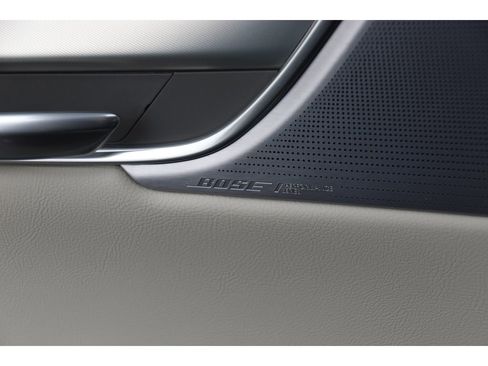 Certified 2023 Cadillac XT5 Premium Luxury image 17