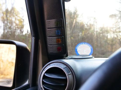 Used 2017 Jeep Wrangler Unlimited Sport w/ Quick Order Package 24S image 14