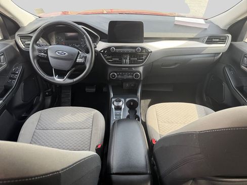 Used 2022 Ford Escape SE w/ Cold Weather Package image 12