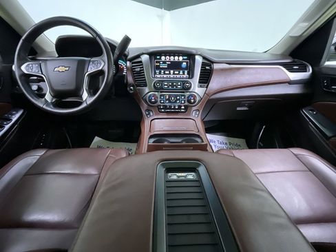 Used 2016 Chevrolet Suburban LTZ image 18