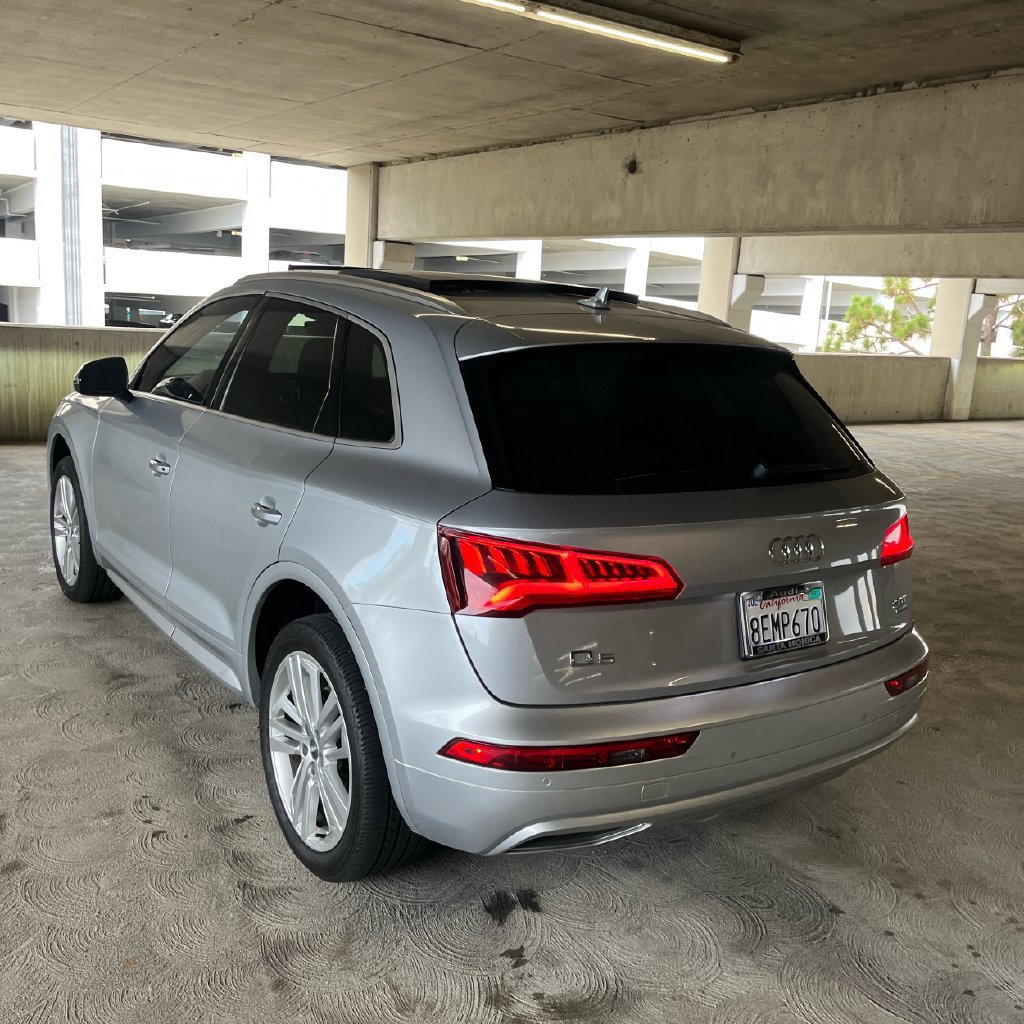 Used 2018 Audi Q5 2.0T Premium Plus w/ Premium Plus Package AWD/4WD image 2