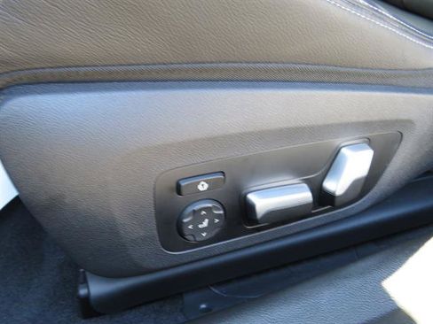 Used 2023 BMW M2 w/ Lighting Package RWD image 24