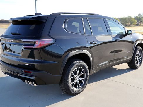 New 2026 GMC Acadia AT4 image 4