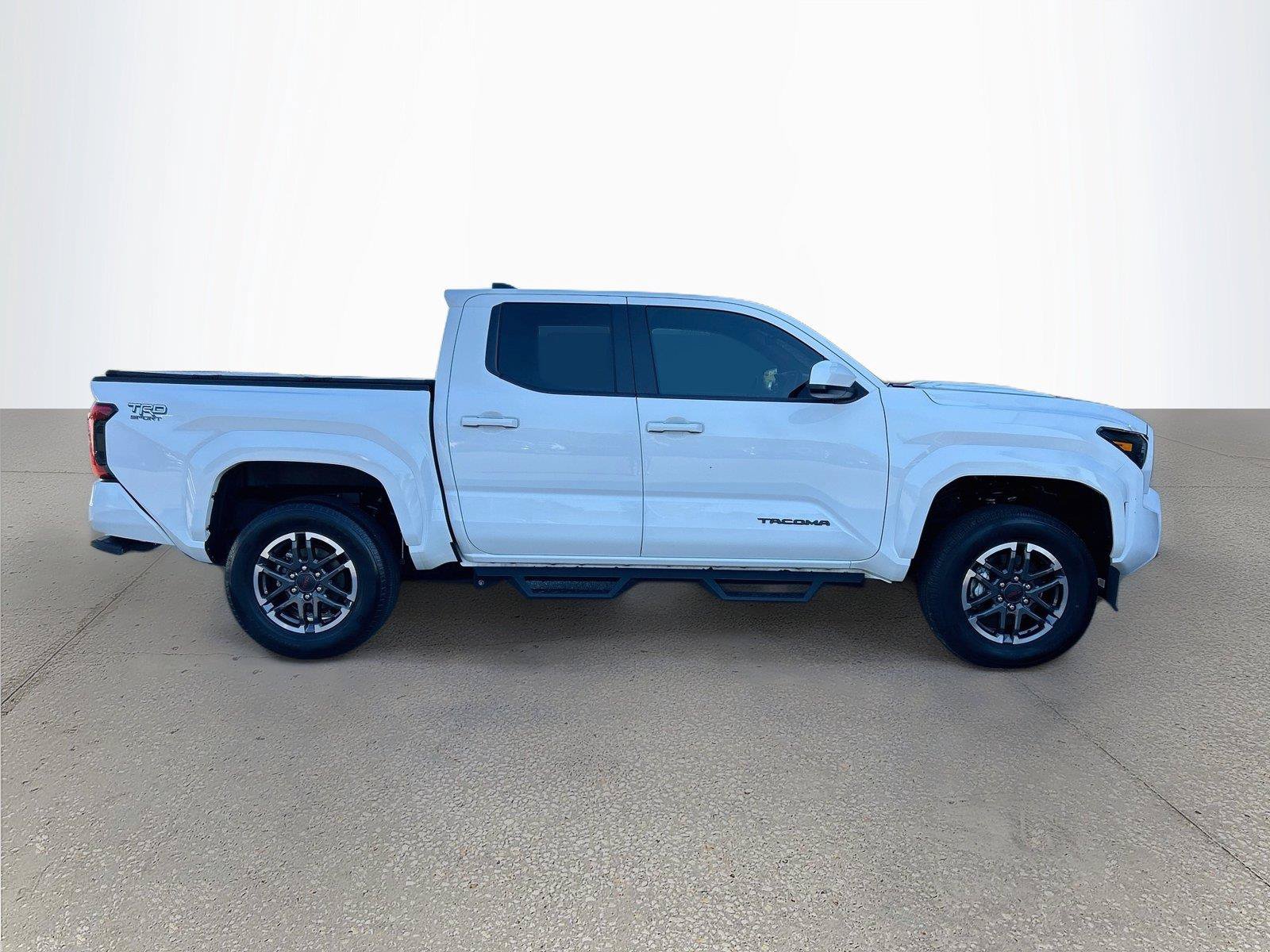 Used 2024 Toyota Tacoma TRD Sport AWD/4WD image 3