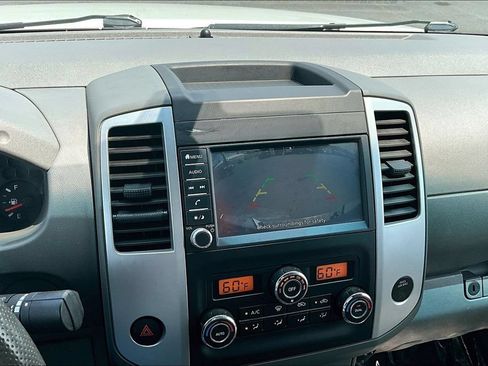 Used 2020 Nissan Frontier SV RWD image 18