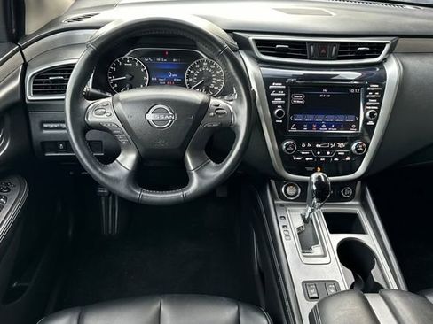 Used 2023 Nissan Murano SV image 16
