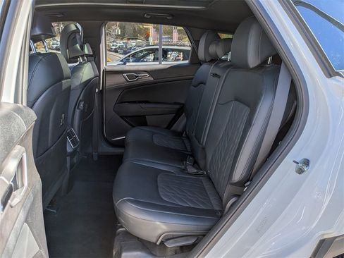 Certified 2023 Kia Sportage X-Line w/ X-Line Premium Package image 24