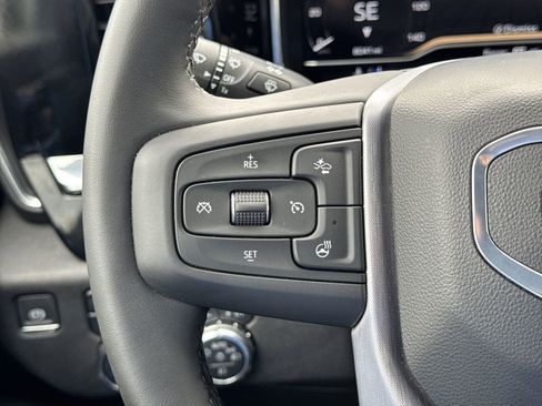 Used 2024 GMC Sierra 1500 Elevation image 19