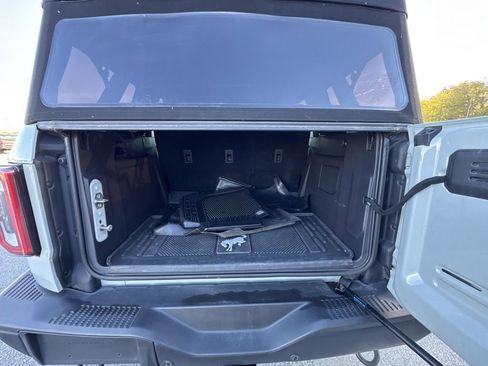 Used 2023 Ford Bronco Badlands image 20