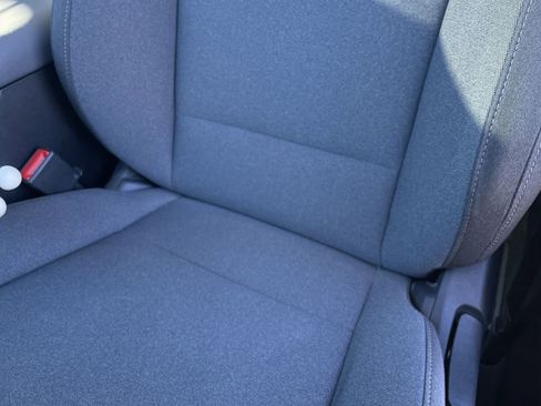 Used 2025 Kia K4 LXS image 19