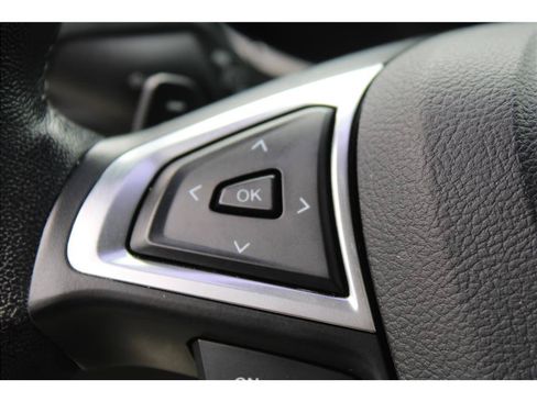 Used 2017 Ford Fusion Titanium AWD/4WD image 18