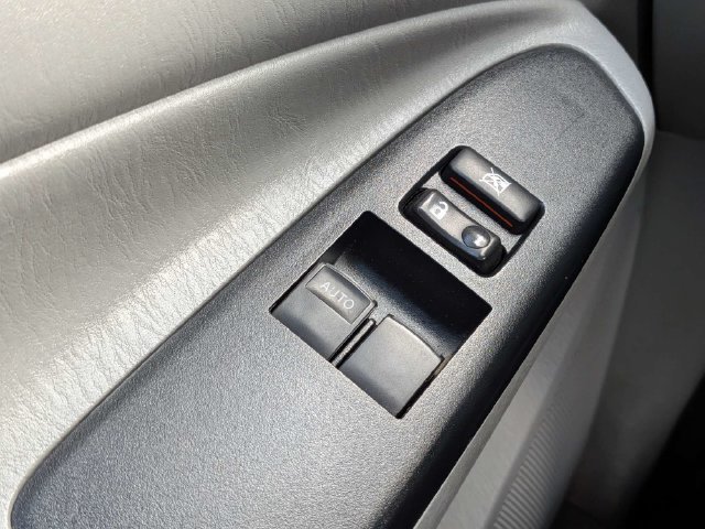 Used 2015 Toyota Tacoma 2WD Access Cab image 22