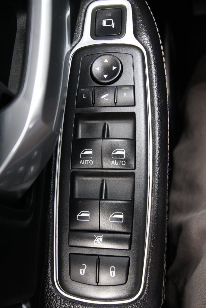 Used 2020 RAM 2500 Laramie AWD/4WD image 24