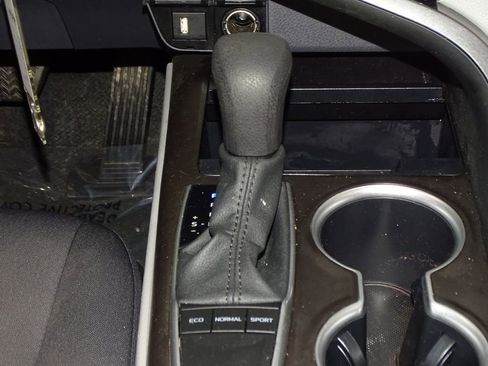 Used 2023 Toyota Camry LE image 37