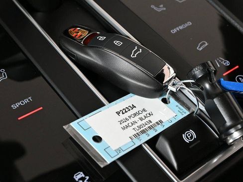Certified 2026 Porsche Macan Turbo AWD/4WD image 16