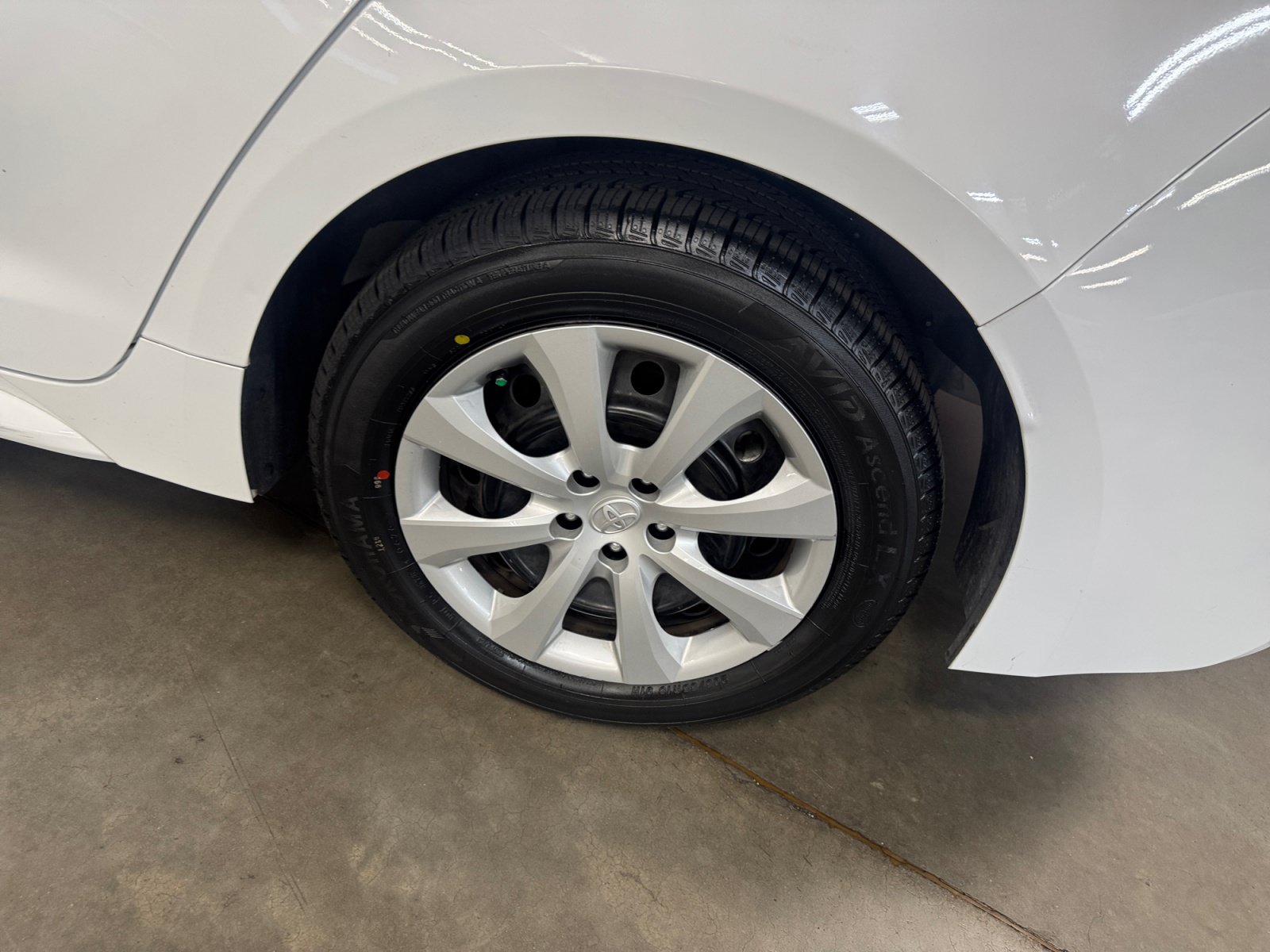 Certified 2024 Toyota Corolla LE FWD image 26
