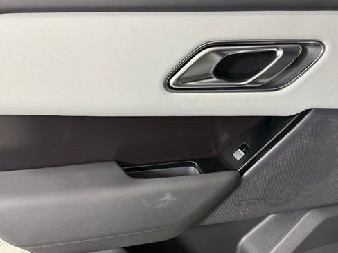 New 2026 Land Rover Range Rover Velar Dynamic SE image 20