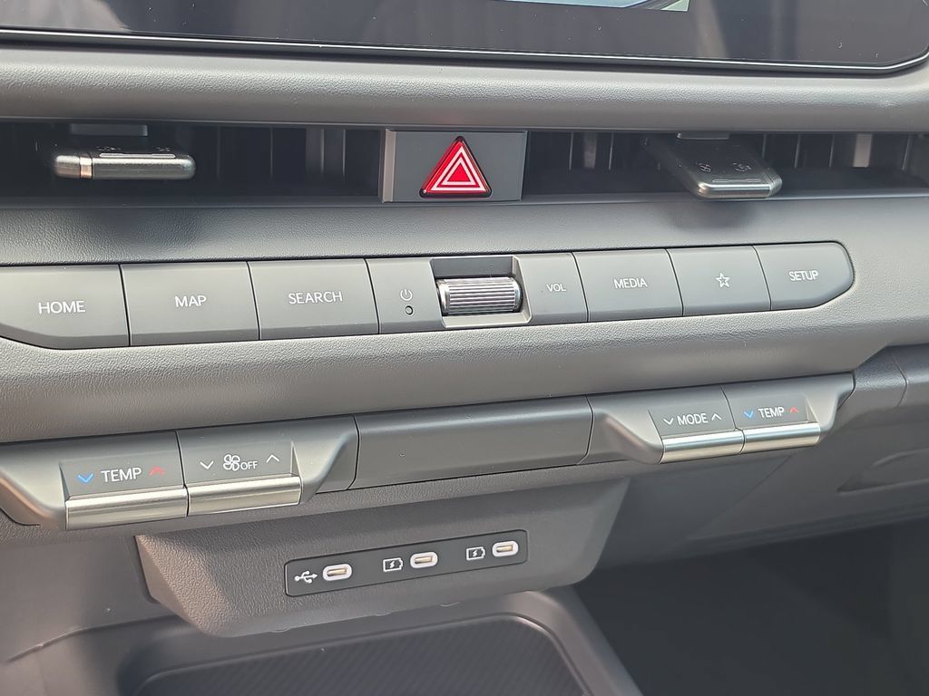 New 2027 Kia Seltos X-Line S w/ X-Line S Premium Package AWD/4WD image 26