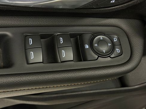 Used 2018 GMC Terrain SLE w/ Driver Convenience Package image 18