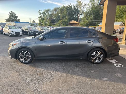 Used 2019 Kia Forte LXS image 4