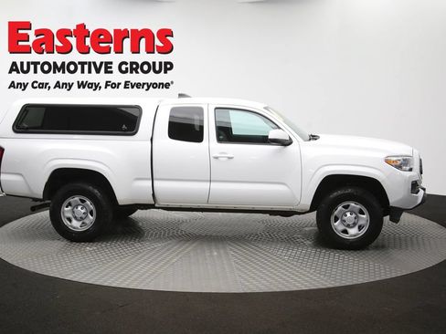 Used 2020 Toyota Tacoma SR w/ SR Convenience Package RWD image 42
