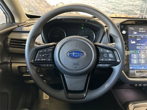 Used 2025 Subaru Crosstrek 2.0i Premium image 12