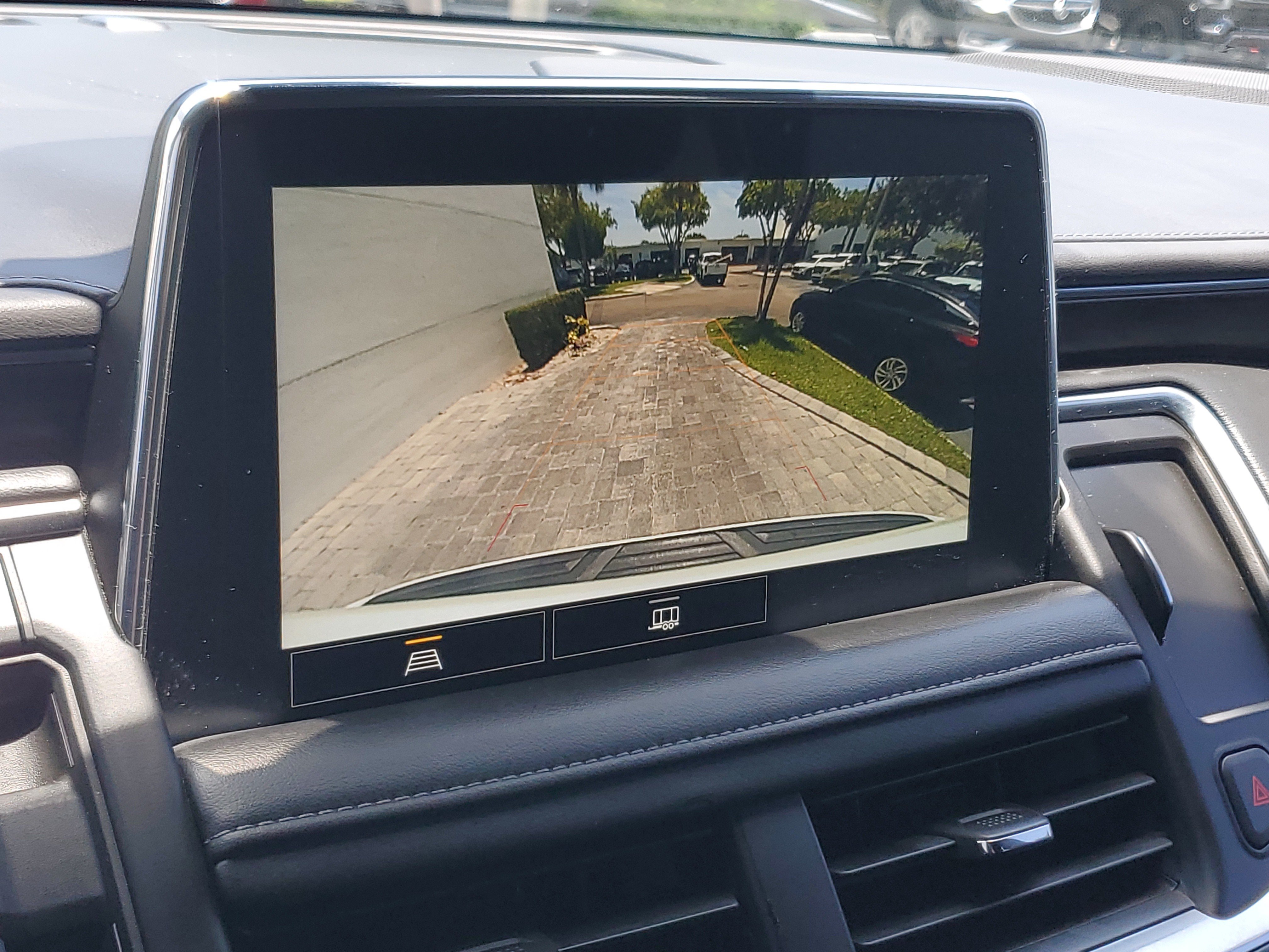 Used 2021 Chevrolet Tahoe Z71 w/ Rear Media and Nav Package AWD/4WD image 29