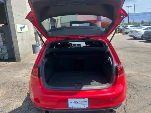 Used 2017 Volkswagen GTI S FWD image 28