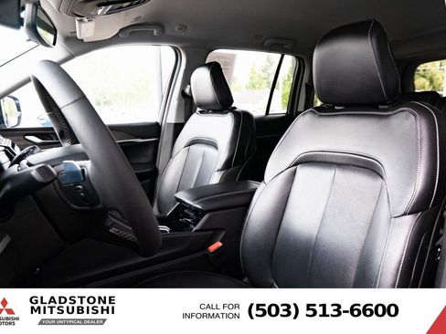 Used 2023 Jeep Grand Cherokee Limited AWD/4WD image 18