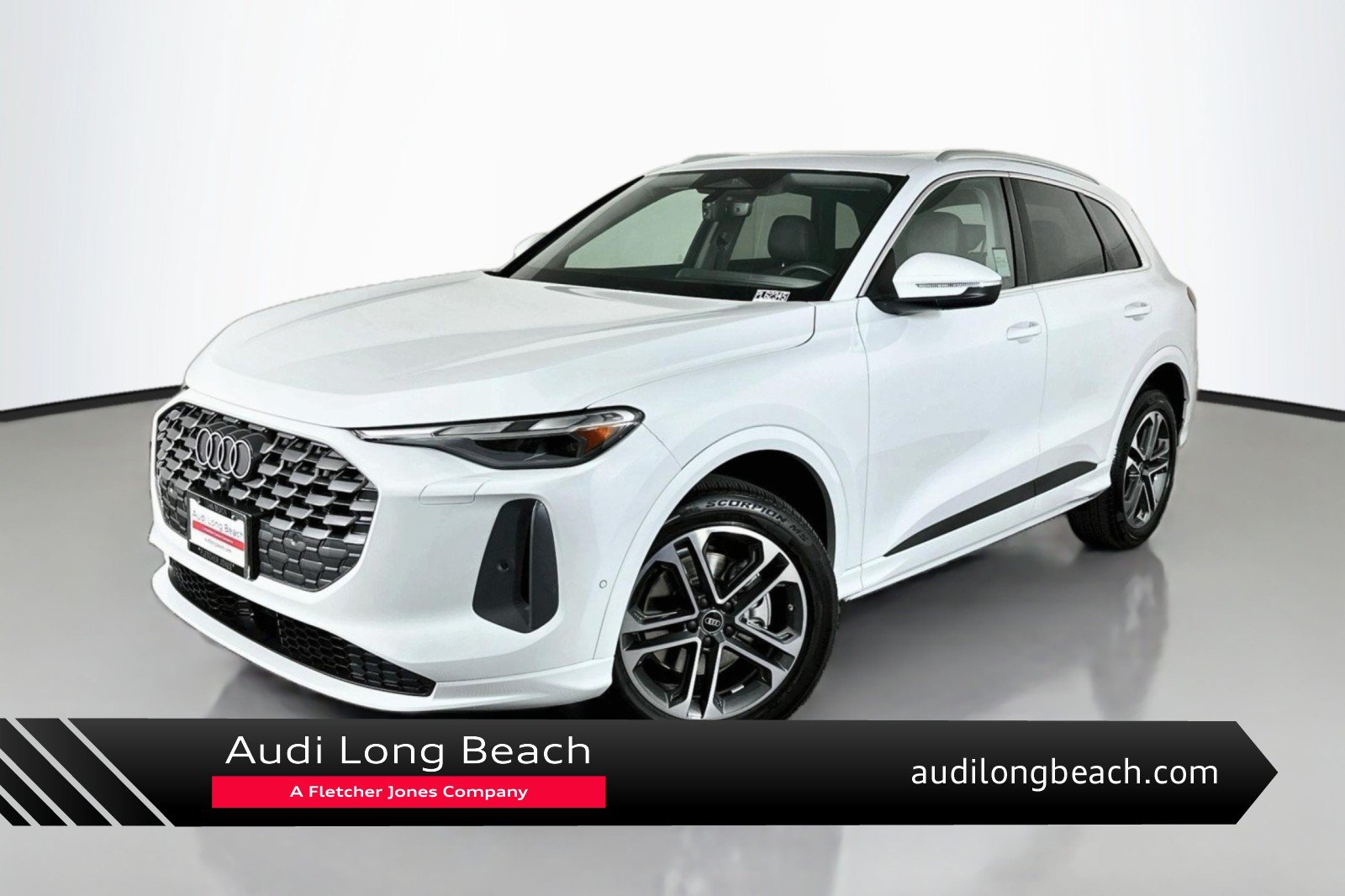 Used 2026 Audi Q5 Premium w/ Convenience Package AWD/4WD image 1