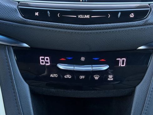 Used 2017 Cadillac XT5 Base image 33