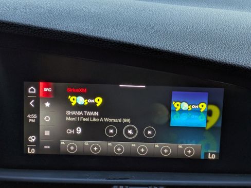 Used 2021 Alfa Romeo Giulia Ti image 17