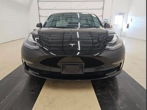 Used 2021 Tesla Model 3 Standard Range Plus RWD image 1
