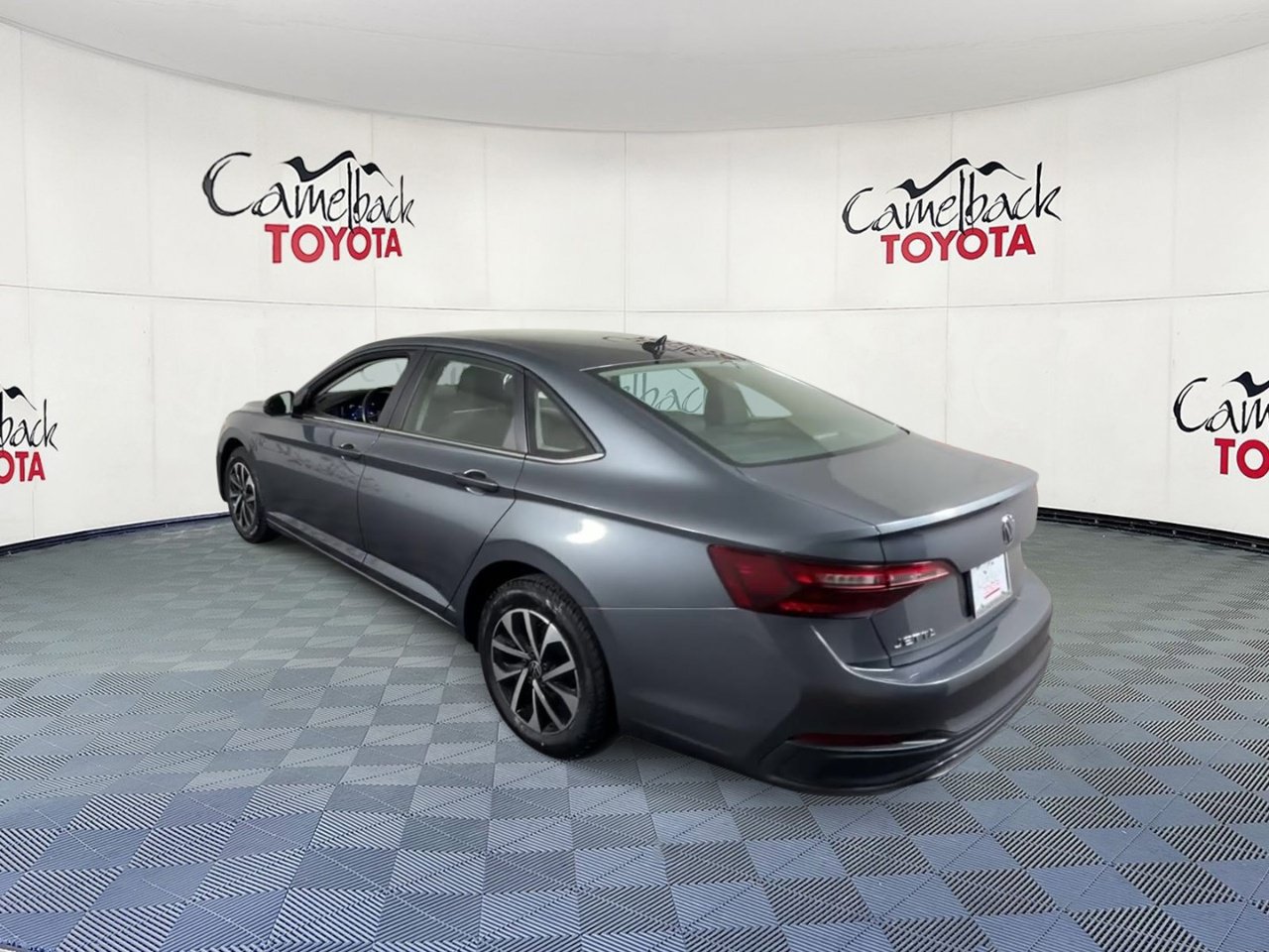 Used 2024 Volkswagen Jetta S FWD image 9