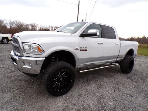 Used 2017 RAM 2500 Laramie image 13