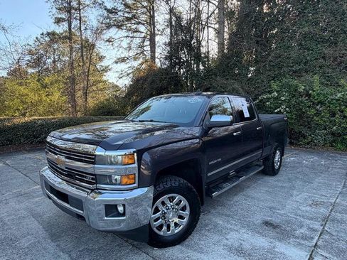 Used 2016 Chevrolet Silverado 2500 LTZ image 2