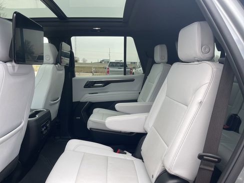 Certified 2025 Chevrolet Tahoe Premier image 18