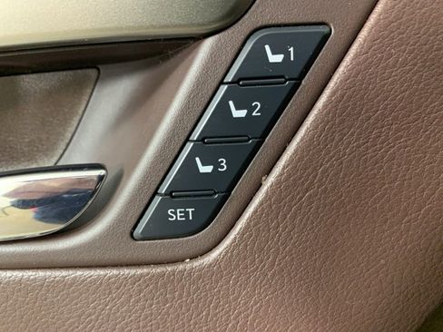 Used 2020 Lexus RX 450h AWD w/ Premium Package image 17