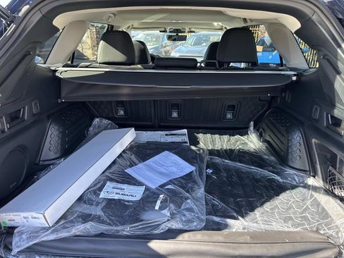 Used 2025 Subaru Outback Onyx Edition image 7