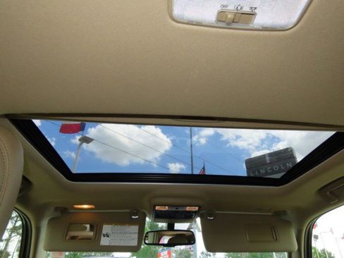 Used 2016 Toyota 4Runner Limited image 20